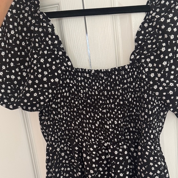 Vici floral romper - Picture 4 of 4